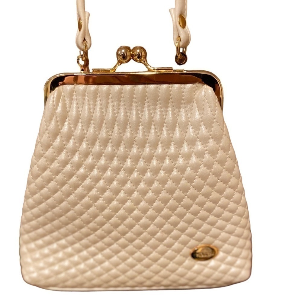 Koschi Quilted Women’s Crossbody/Shoulder Bag - Picture 3 of 8